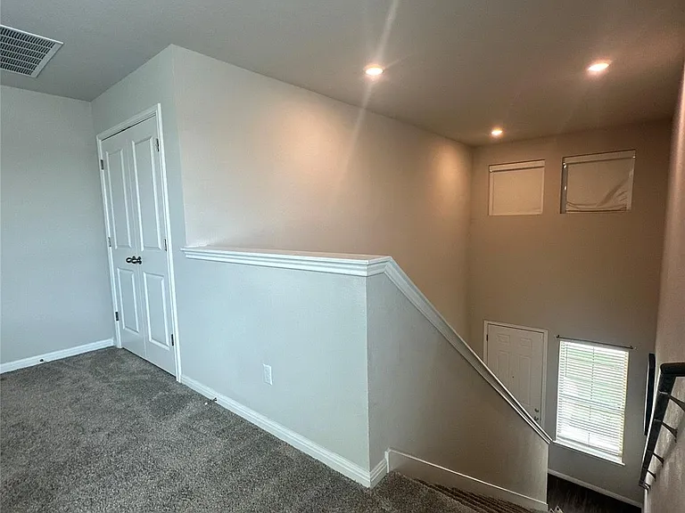 208 Mountain Valley St — Photo 25