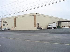 1st image of 132 Railroad Ave