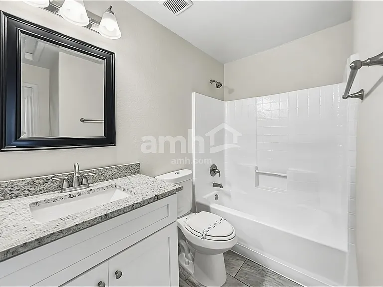 2036 W Kristina Ave — Photo 12