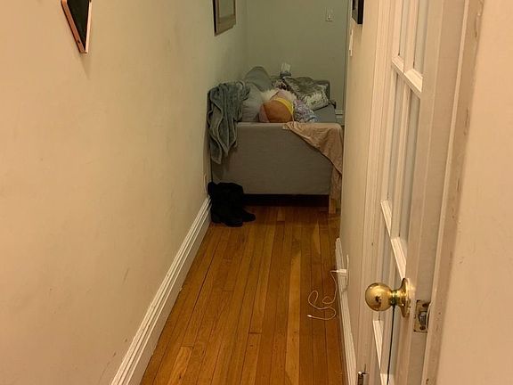 4th image of 551 3rd Ave APT 44