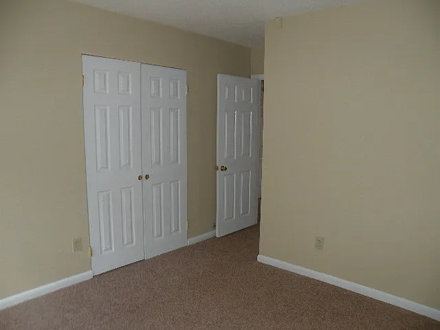 104 Bayer Ct — Photo 6