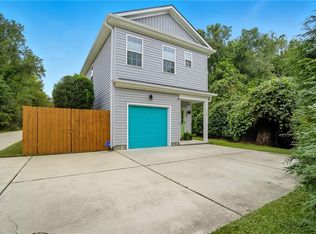 309 S Birdneck Rd, Virginia Beach, VA 23451