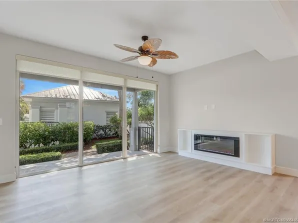 3651 NE Pineapple Ave, Jensen Beach, FL 34957