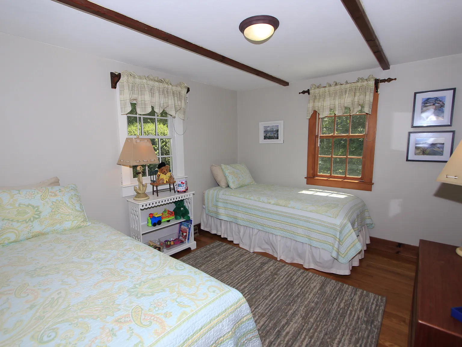 2 bed, 972 sqft, $2,100 — Photo 4