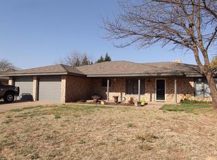 2112 Tech Dr, Levelland, TX 79336