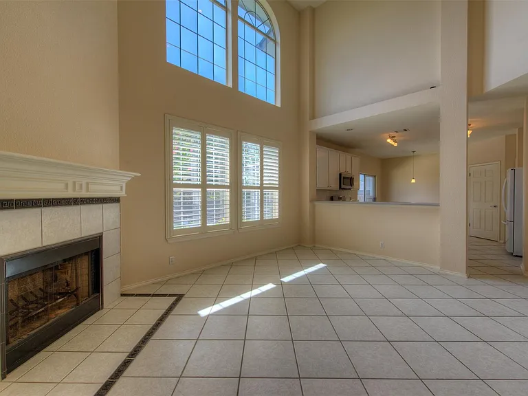 16813 Luckenwald Dr — Photo 10