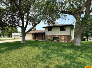 934 Centennial Rd, West Point, NE 68788