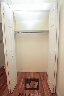 Rented by Jonis Realty | media 17