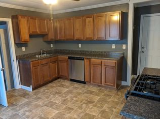 72 Kinsley St #B, Nashua, NH 03060