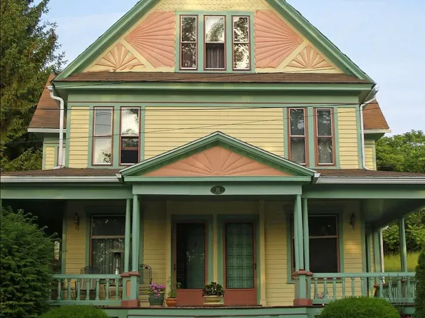 35 Prospect St #A, Philmont, NY 12565