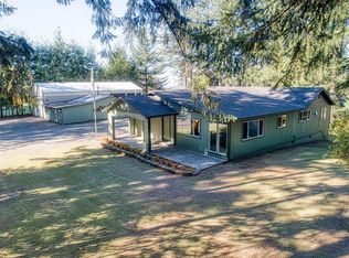 18116 Rainbow Rock Rd, Brookings, OR 97415