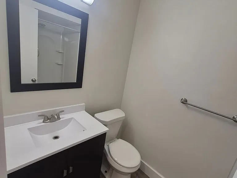 4220-4226 Wilson Ave SW — Photo 15