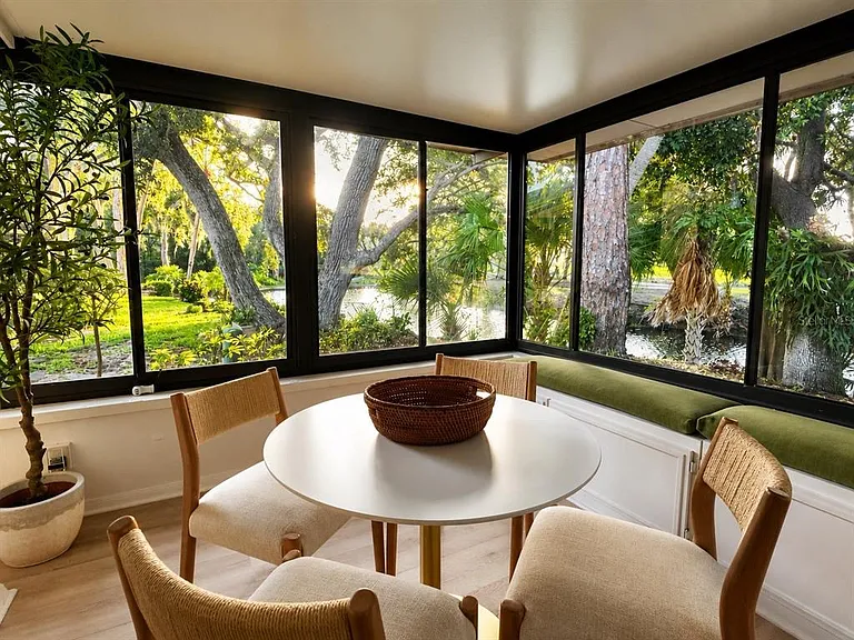 4408 La Jolla Dr #19-A — Photo 2