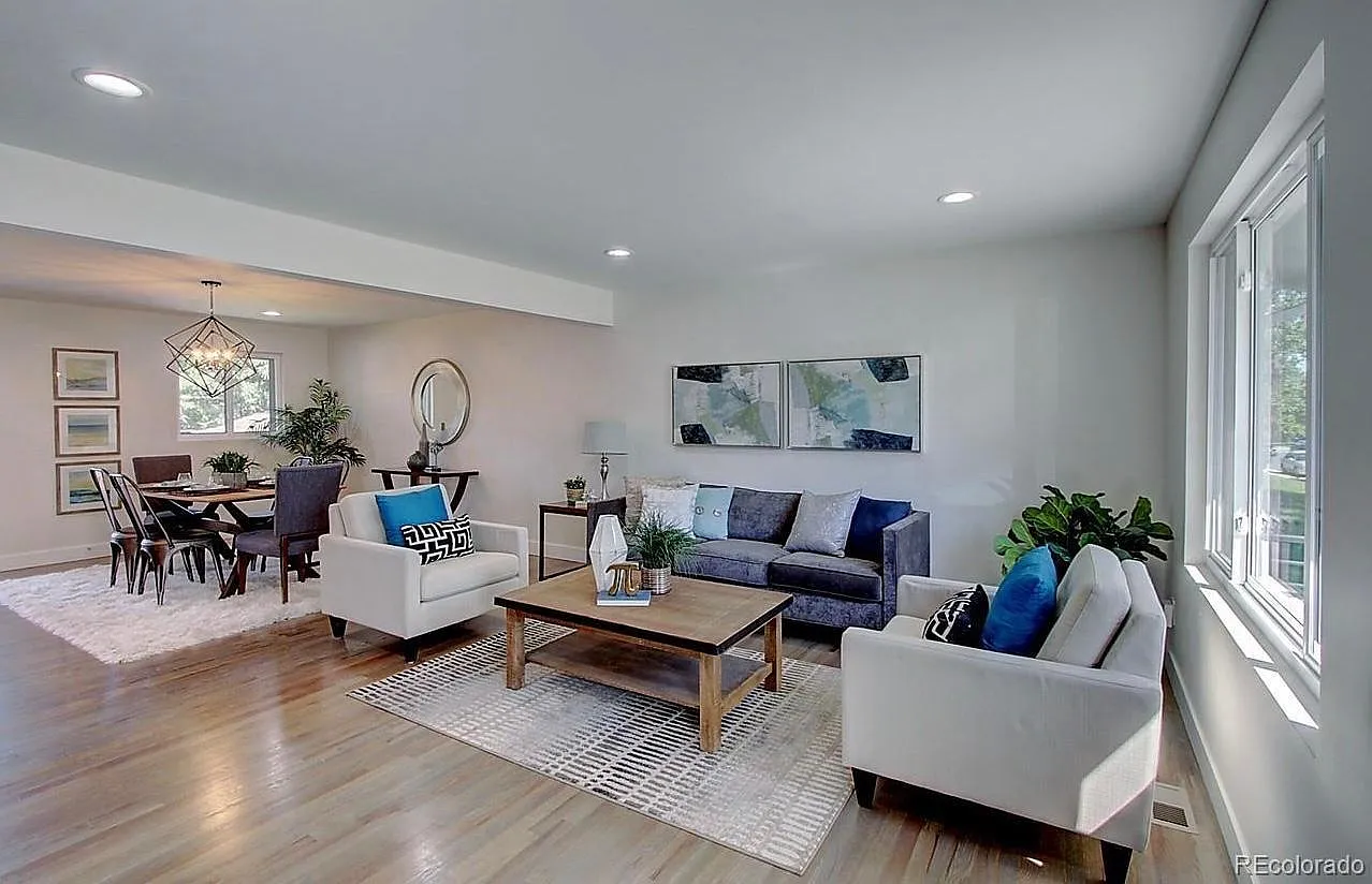 6102 W 62nd Ave — Photo 2