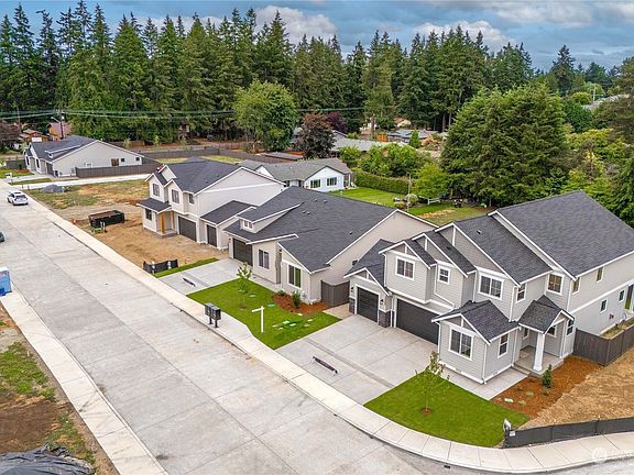 2nd image of 15305 106th Avenue E