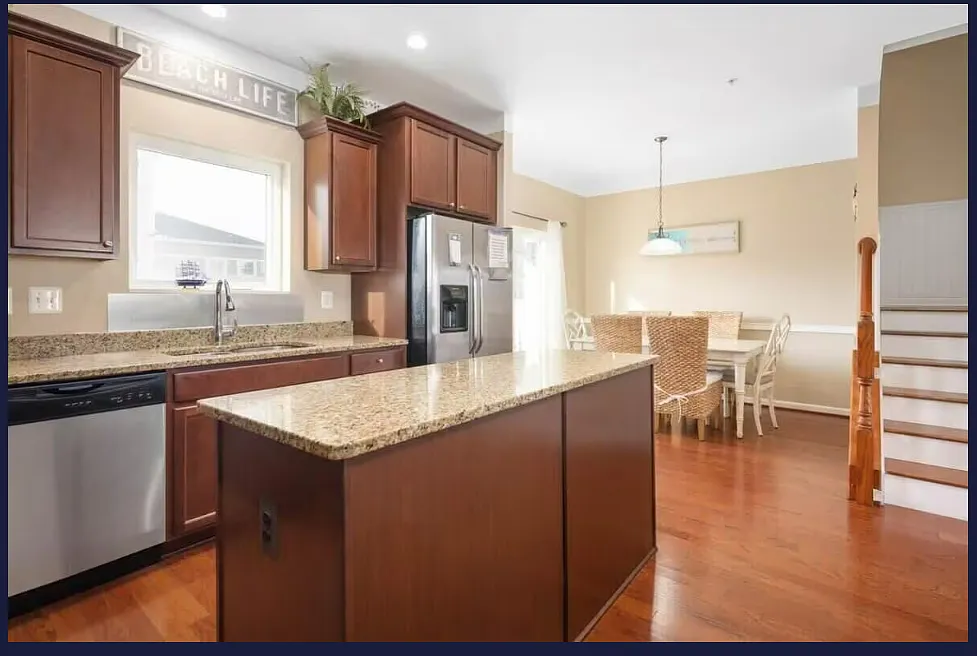 12901 Tidal Ln — Photo 4