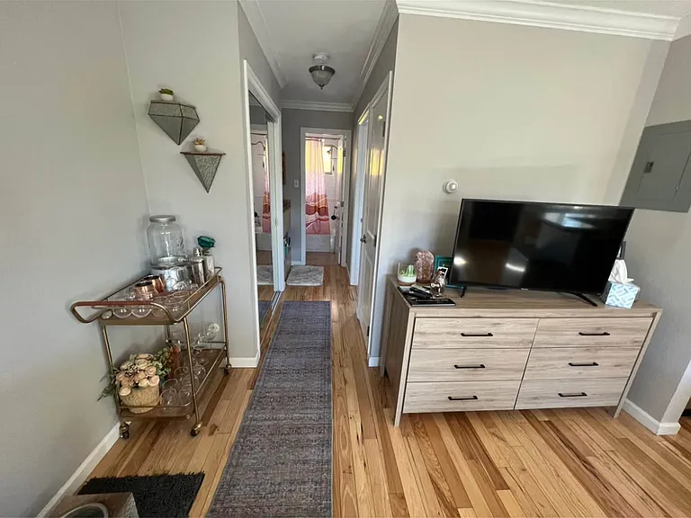 1062 Josephine St #10 — Photo 1