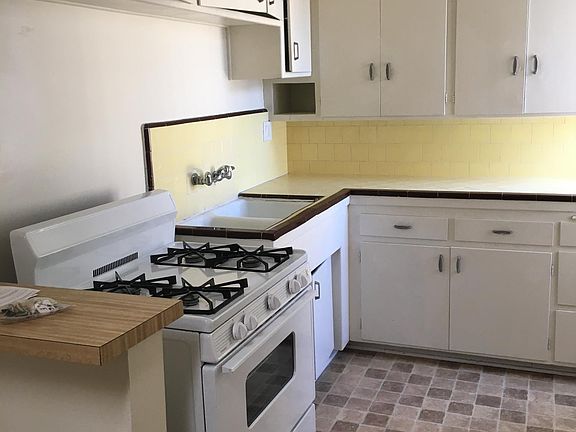 3rd image of 1027 N Edinburgh Ave #7