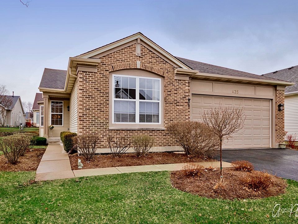 1st image of 435 Longfield Ln