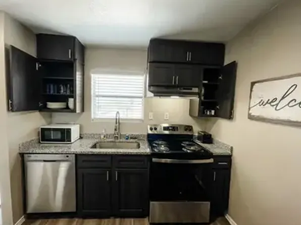 Lost Creek Ranch Apts