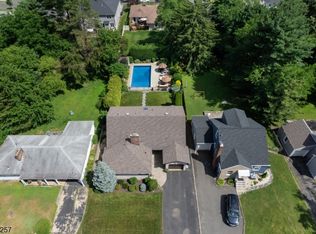 449 Mountain Ave, Springfield, NJ 07081