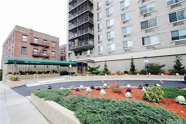 Sold by Remax City Square | media 24