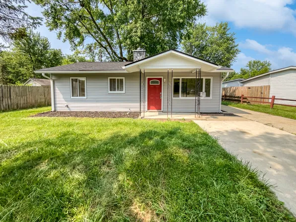 428 Mooreland Dr, New Whiteland, IN 46184