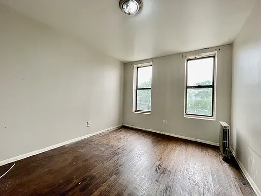 Rented by Zjama Realty Corp | media 5