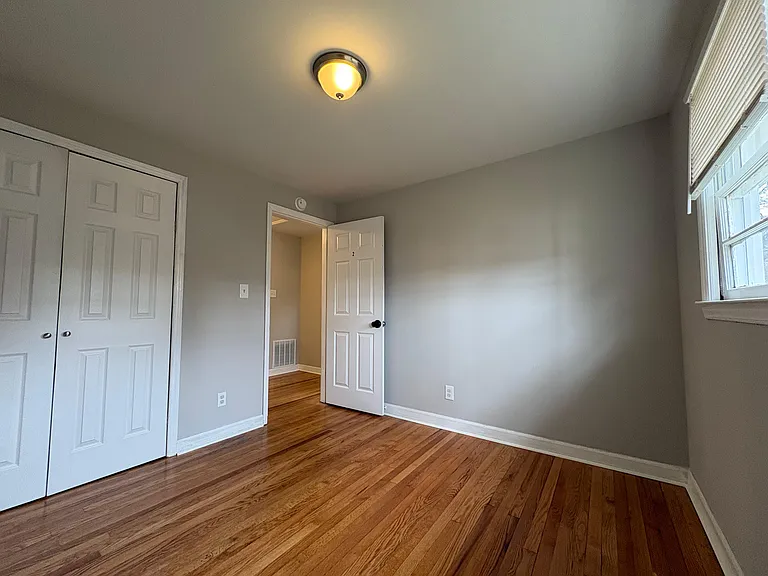 4635 Thornwood Rd — Photo 6