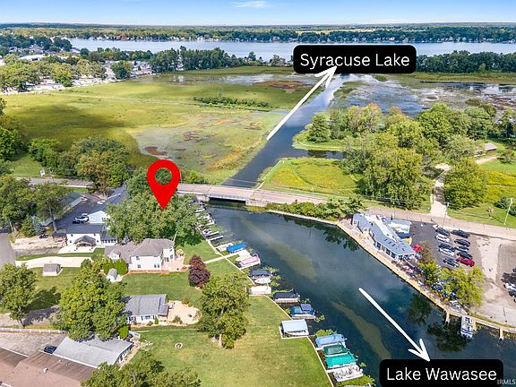 3rd image of 700 S Lakeside Dr APT 6