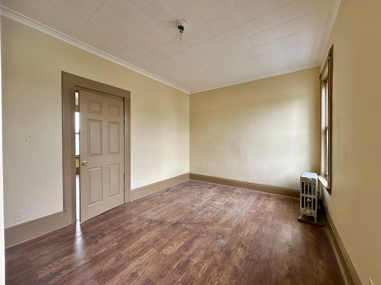 2 bed, 800 sqft, $2,200 — Photo 4
