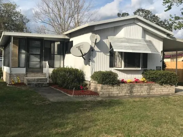 142 W Gate Dr, Port Orange, FL 32129