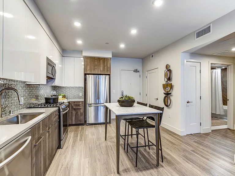 2270 W El Camino Real — Photo 12