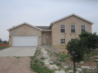 1142 E Escondido Dr, Pueblo West, CO 81007