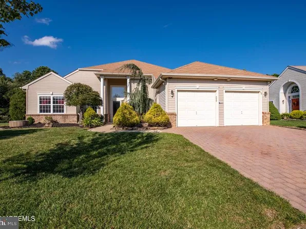 48 Anjou Ct, Manchester, NJ 08759