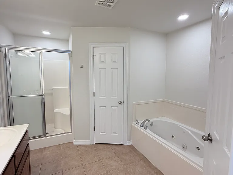 696 Galleon Ave — Photo 19