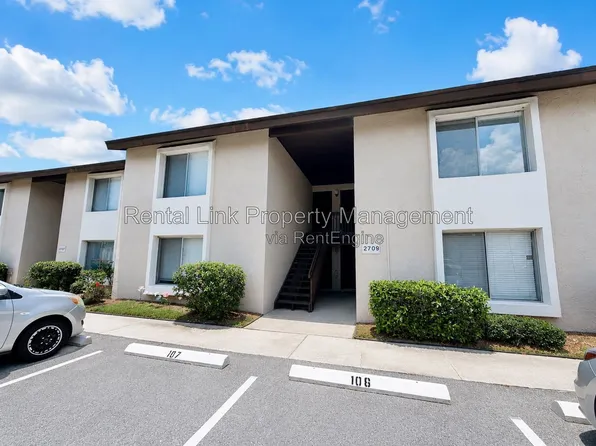 2709 Hidden Lake Blvd, Sarasota, FL