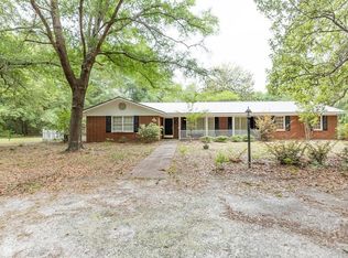 701 Log Landing Rd, Springfield, GA 31329