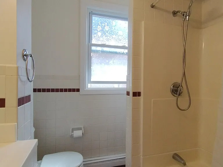 151 Ivy St #2 — Photo 12