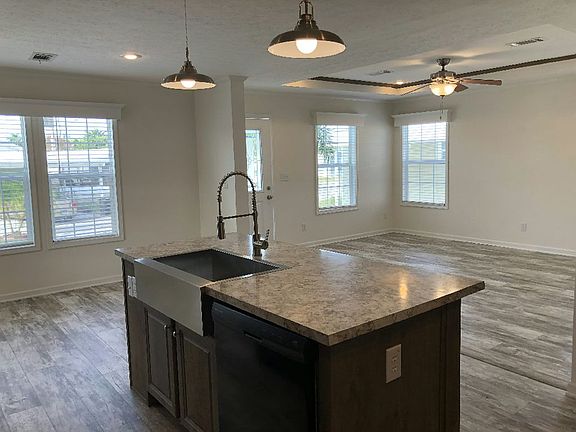 5th image of 3000 N Tamiami Trl #8BUYJ4