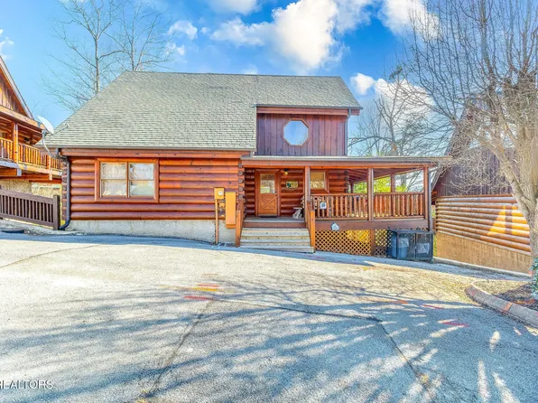 1962 Cougar Crossing Way, Sevierville, TN 37876