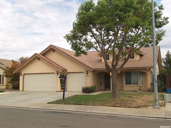 2nd image of 673 Jennifer Dr