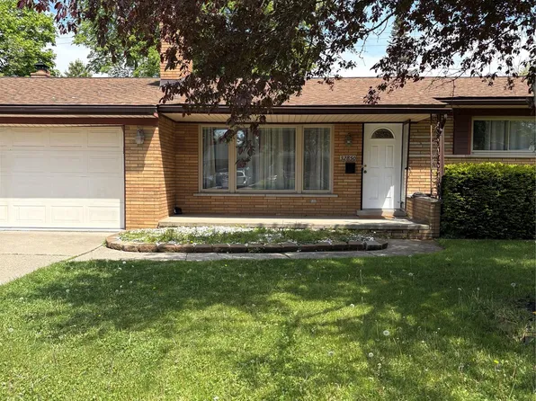 32850 Winnie Ave, Warren, MI 48093