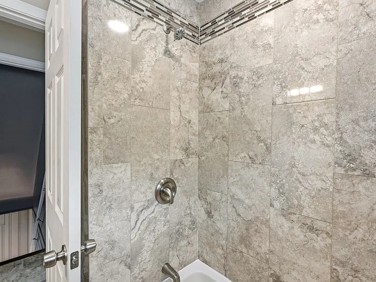 4026 Columbia Rd — Photo 19