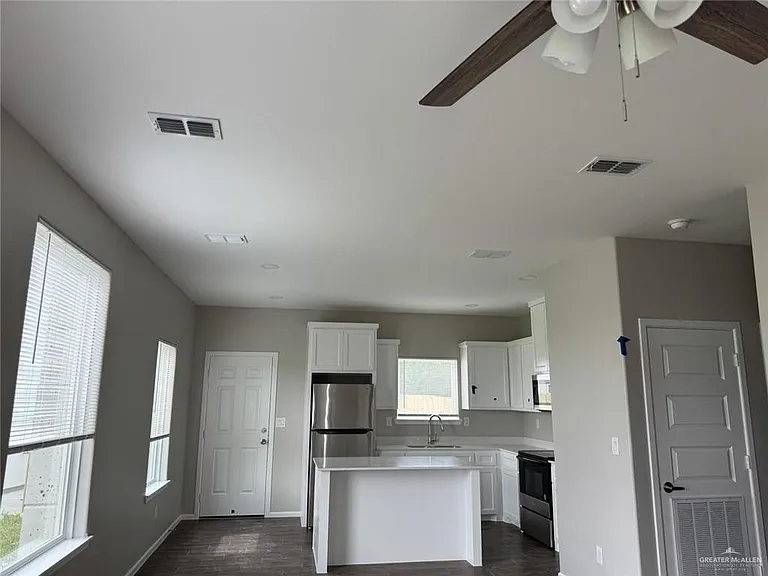 1612 N Canelo Dr #2 — Photo 6