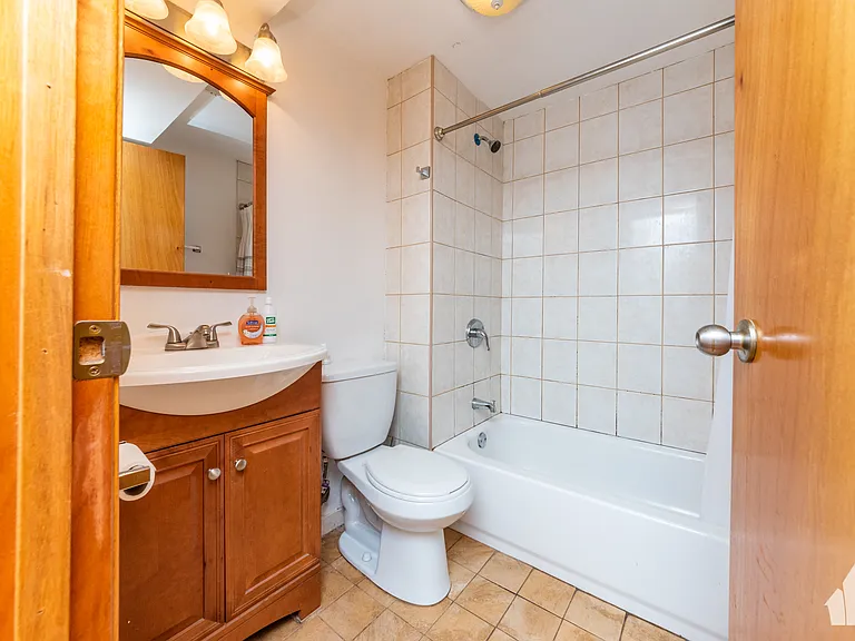 1533 W Leland Ave #GARDEN — Photo 7