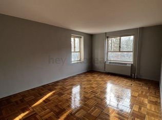 18802 64th Ave APT 3D, Fresh Meadows, NY 11365