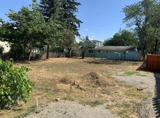 10222 SE Schiller St, Portland, OR