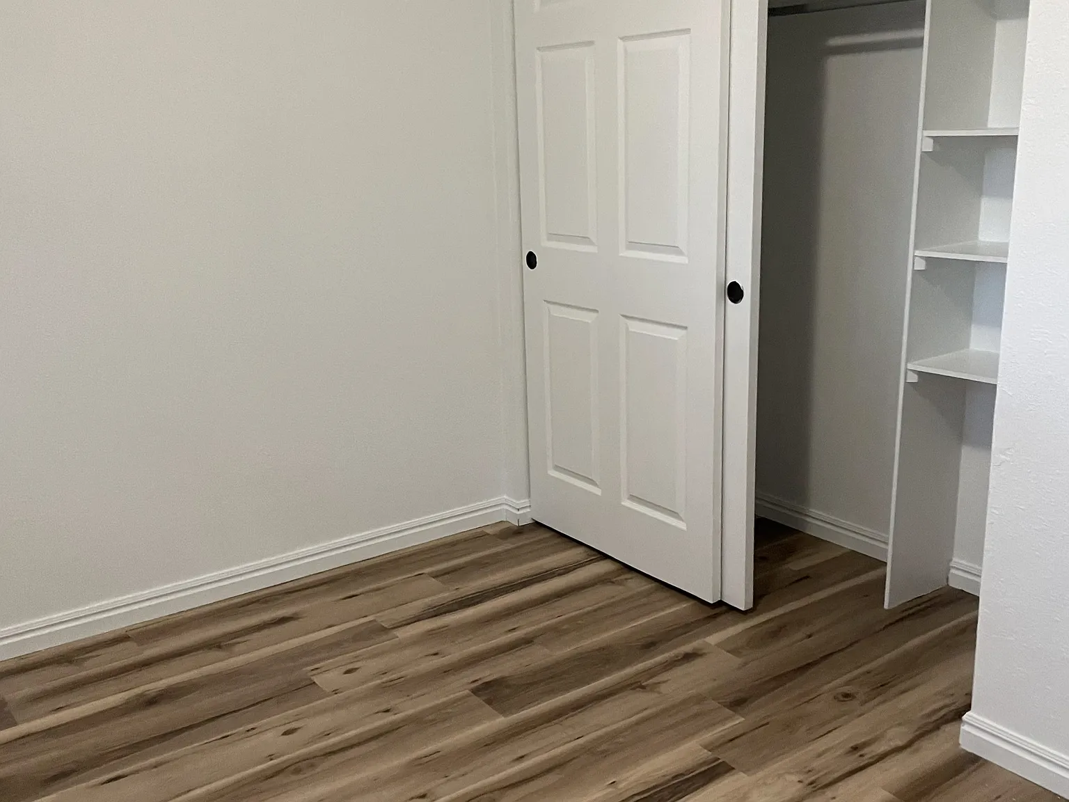 2 Bedroom Clearfield 4-Plex! — Photo 2