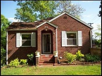 2nd image of 3300 Fountain Park Blvd